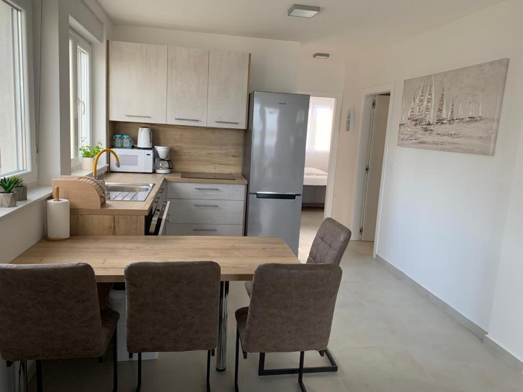 Apartmani Sunside Nin Bagian luar foto